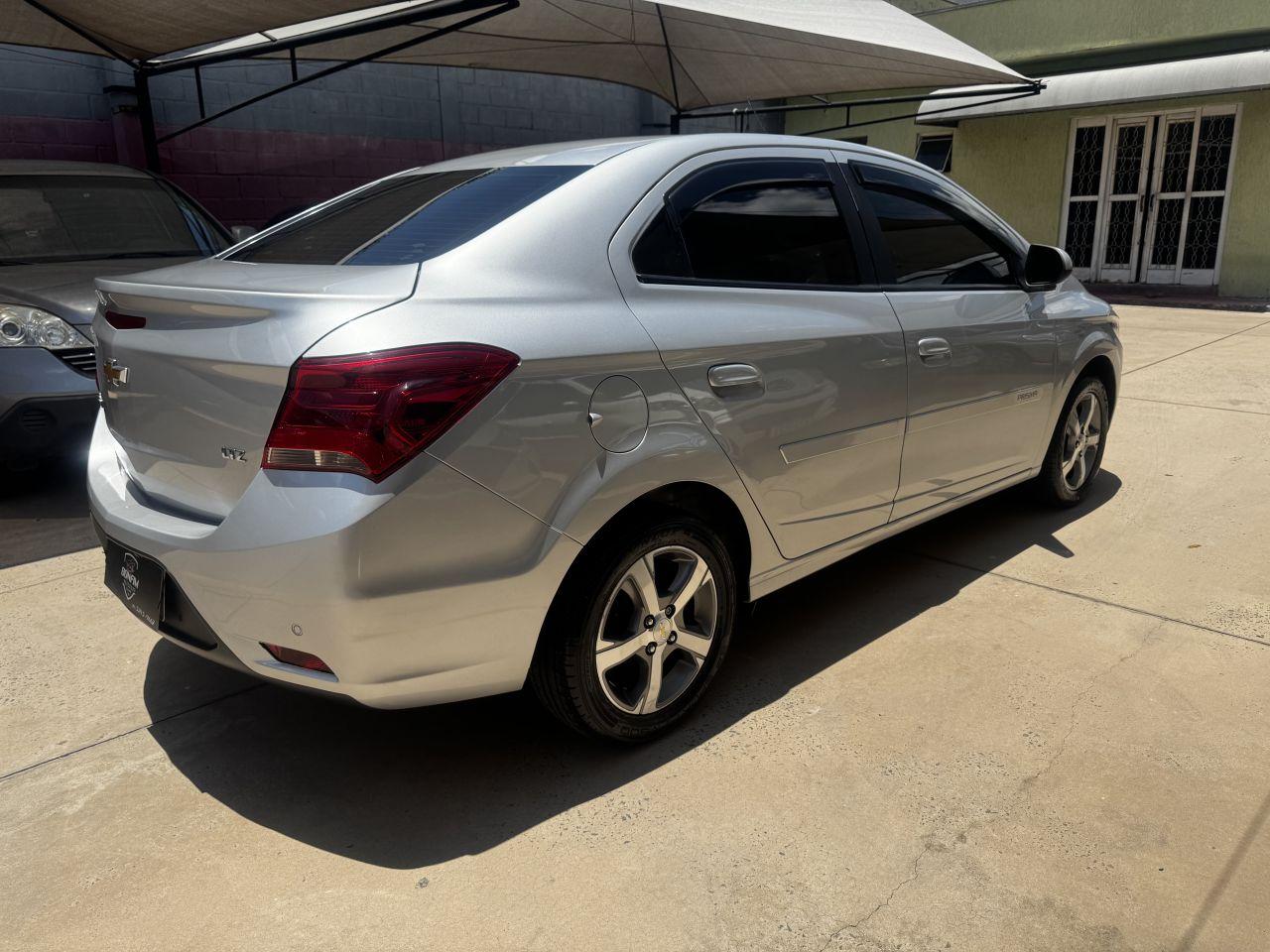 CHEVROLET Prisma - Foto