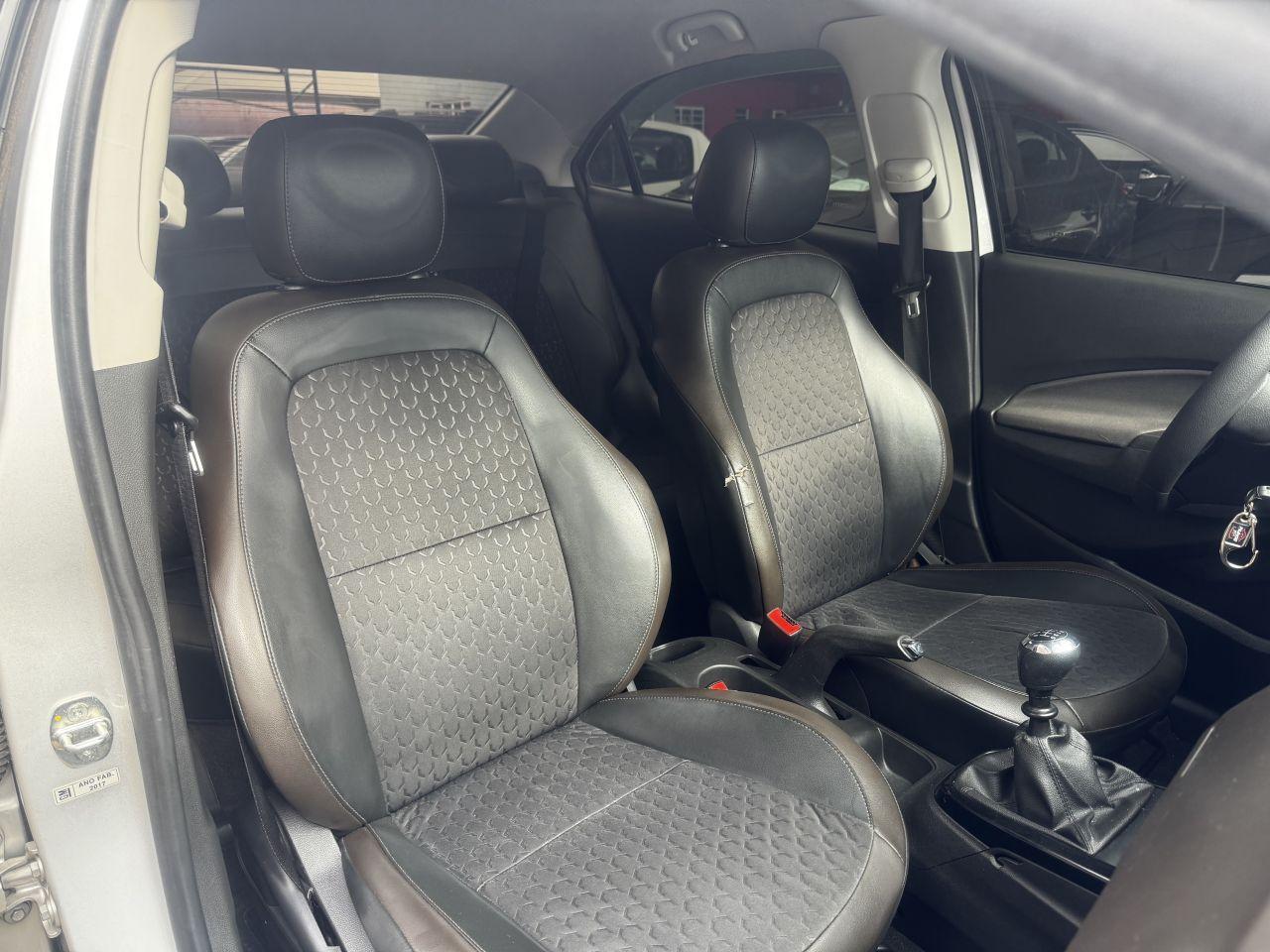 CHEVROLET Prisma - Foto