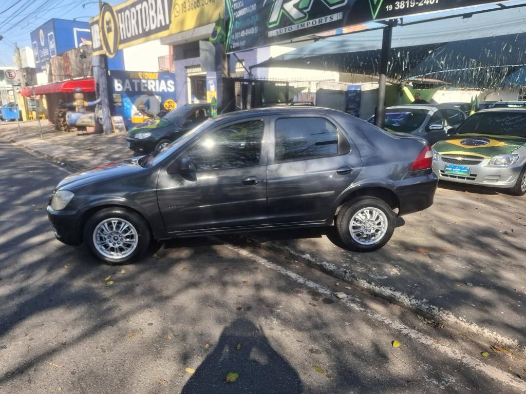 CHEVROLET Prisma - Foto