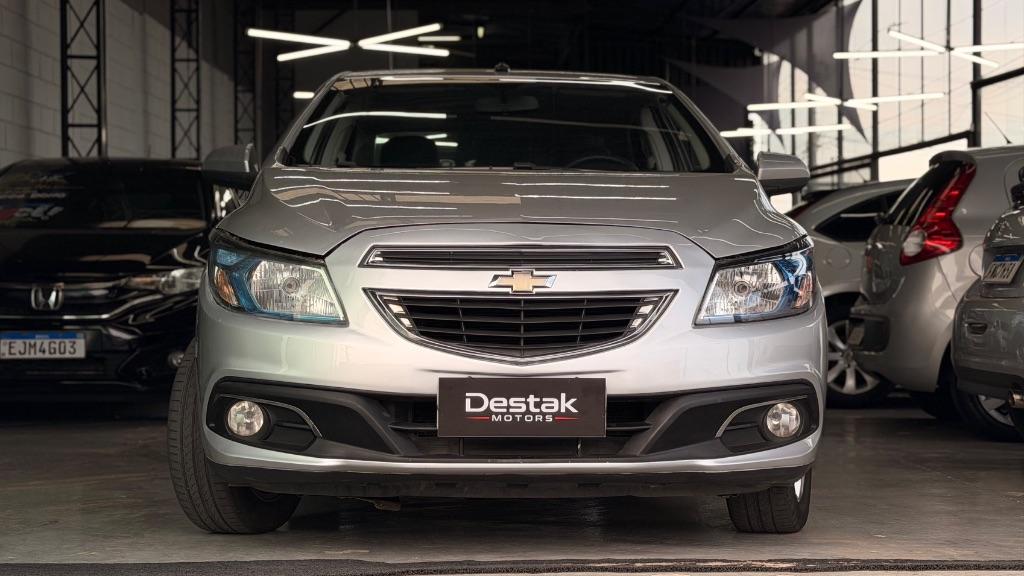 CHEVROLET Prisma - Foto