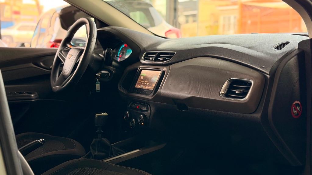CHEVROLET Prisma - Foto