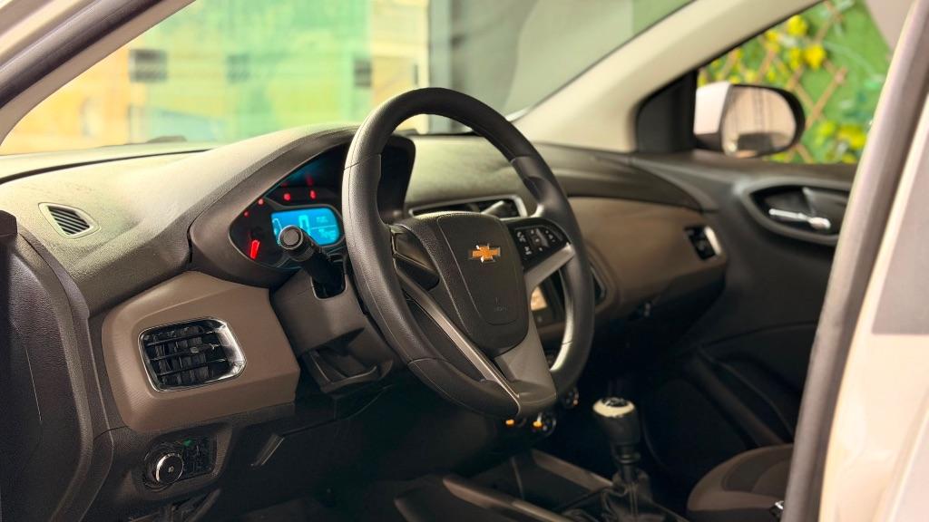 CHEVROLET Prisma - Foto