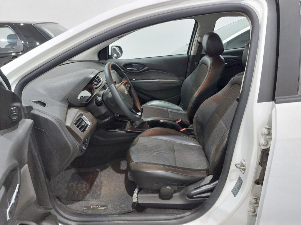 CHEVROLET Prisma - Foto