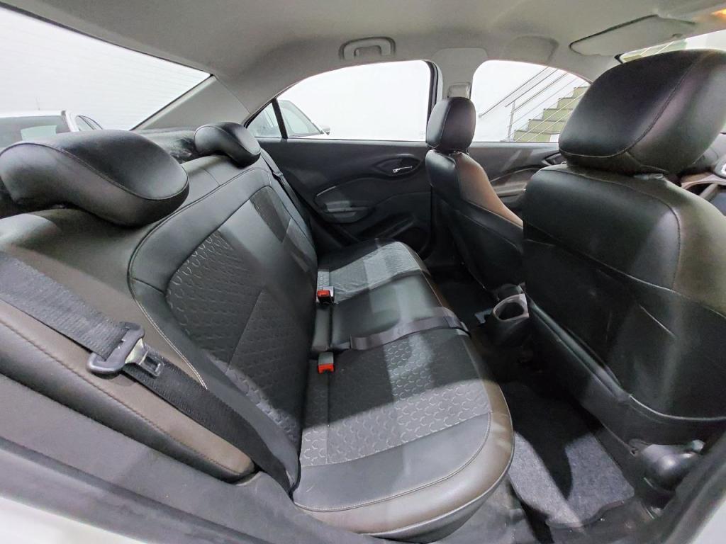 CHEVROLET Prisma - Foto