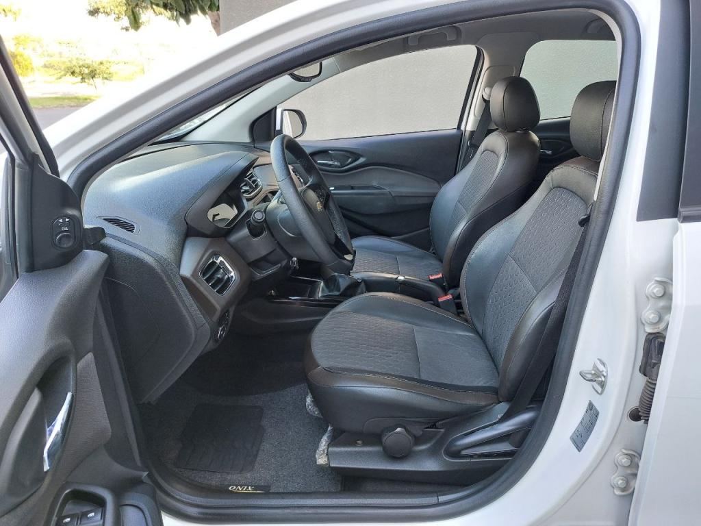 CHEVROLET Prisma - Foto