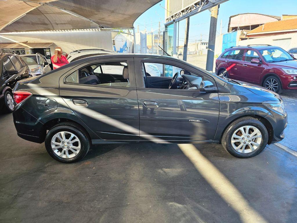 CHEVROLET Prisma - Foto