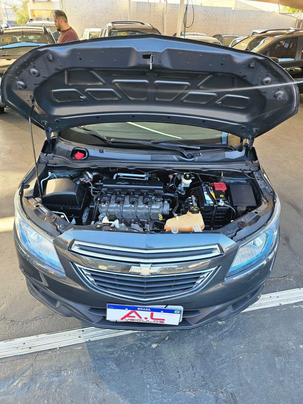 CHEVROLET Prisma - Foto