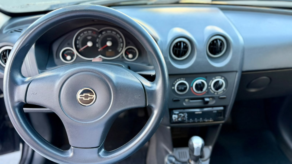 CHEVROLET Prisma - Foto