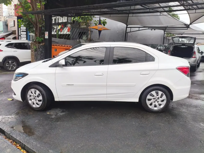 CHEVROLET Prisma - Foto