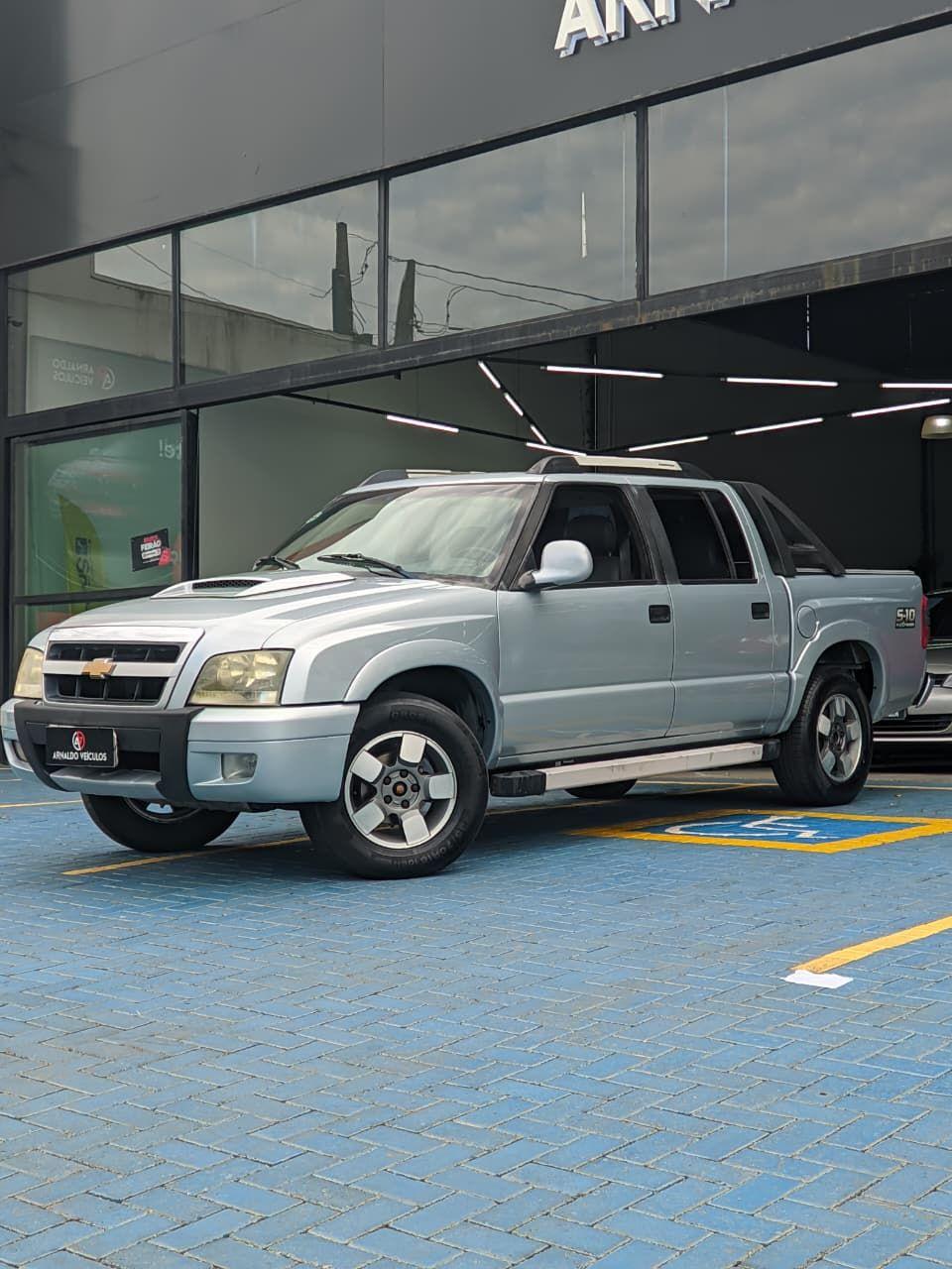 CHEVROLET S10