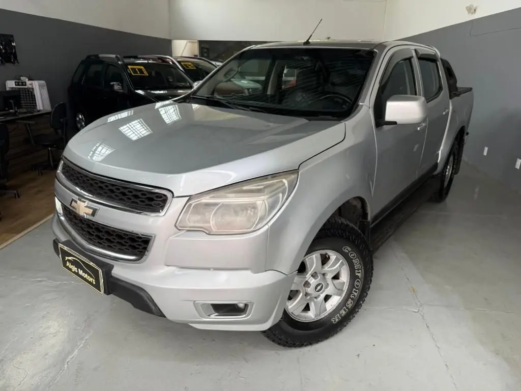 CHEVROLET S10