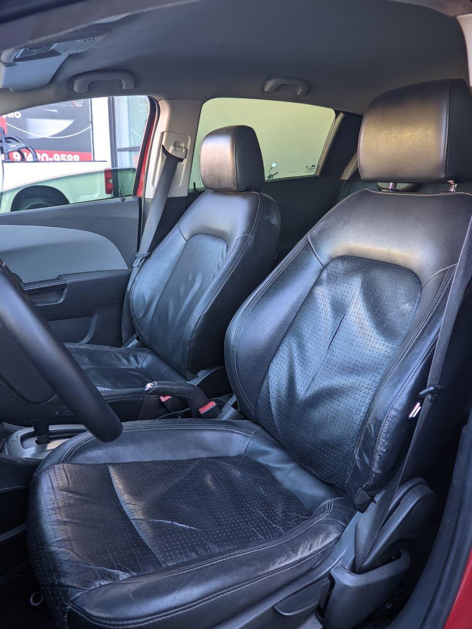 CHEVROLET Sonic Hatch - Foto