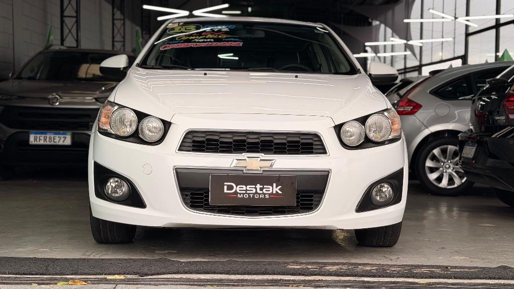 CHEVROLET Sonic Hatch - Foto