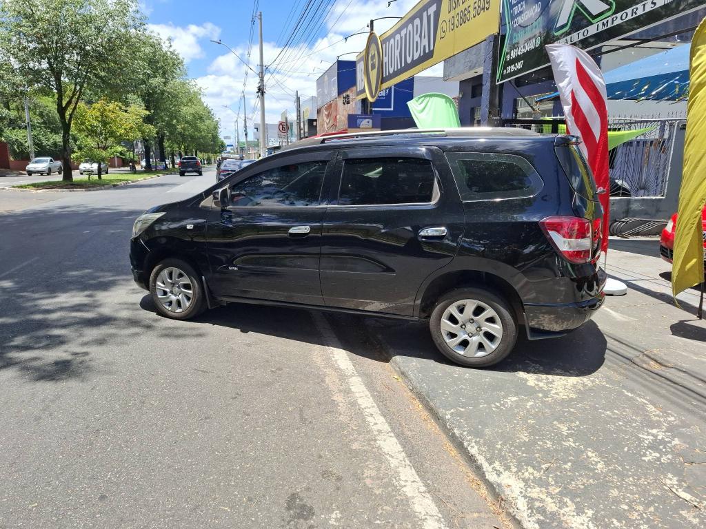 CHEVROLET Spin - Foto