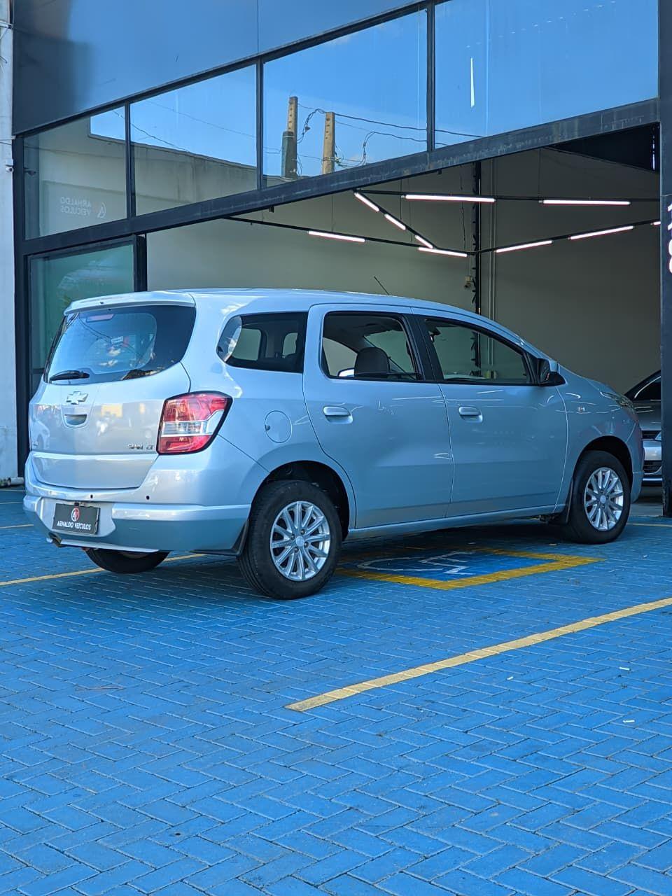 CHEVROLET Spin - Foto