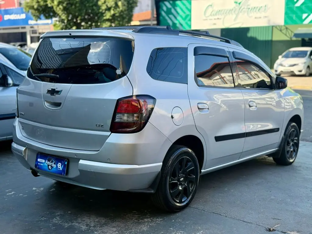 CHEVROLET Spin - Foto