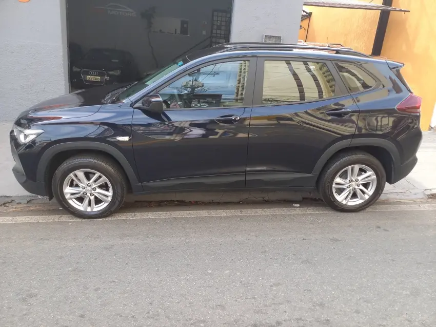 CHEVROLET Tracker - Foto