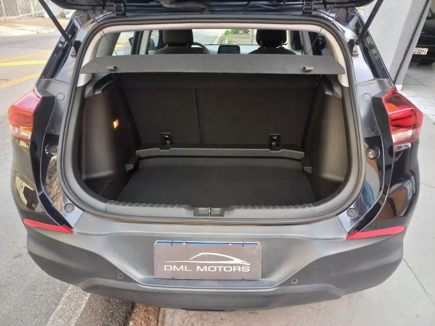 CHEVROLET Tracker - Foto