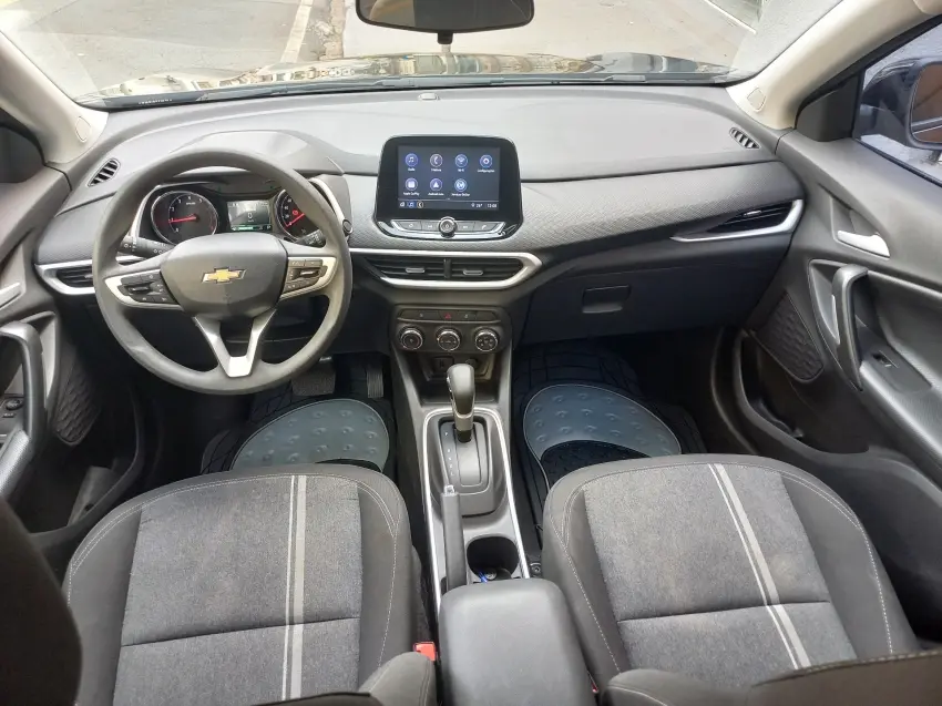 CHEVROLET Tracker - Foto