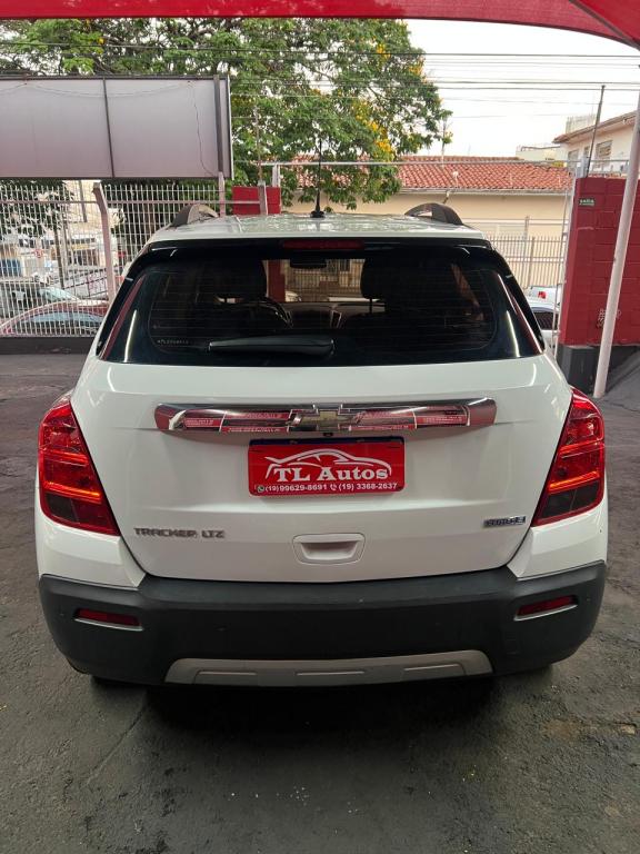 CHEVROLET Tracker - Foto