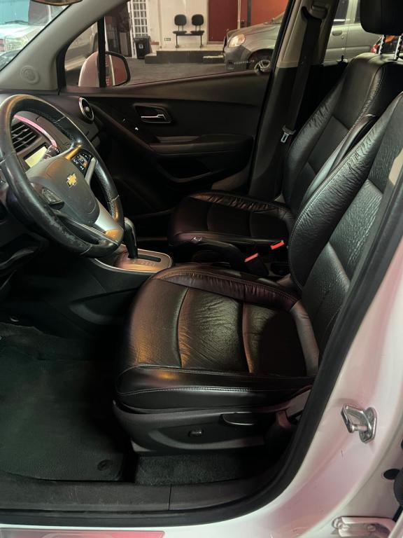 CHEVROLET Tracker - Foto