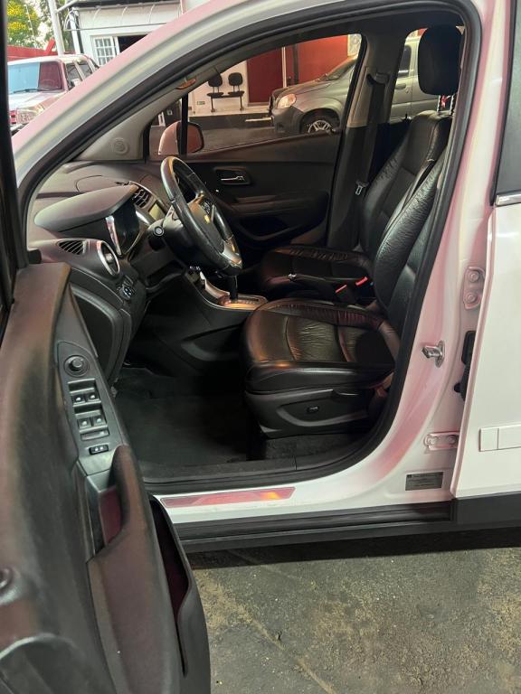 CHEVROLET Tracker - Foto