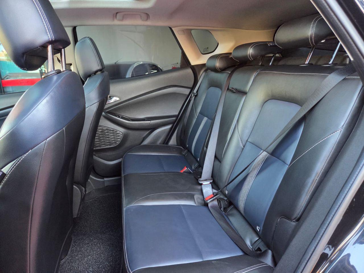 CHEVROLET Tracker - Foto