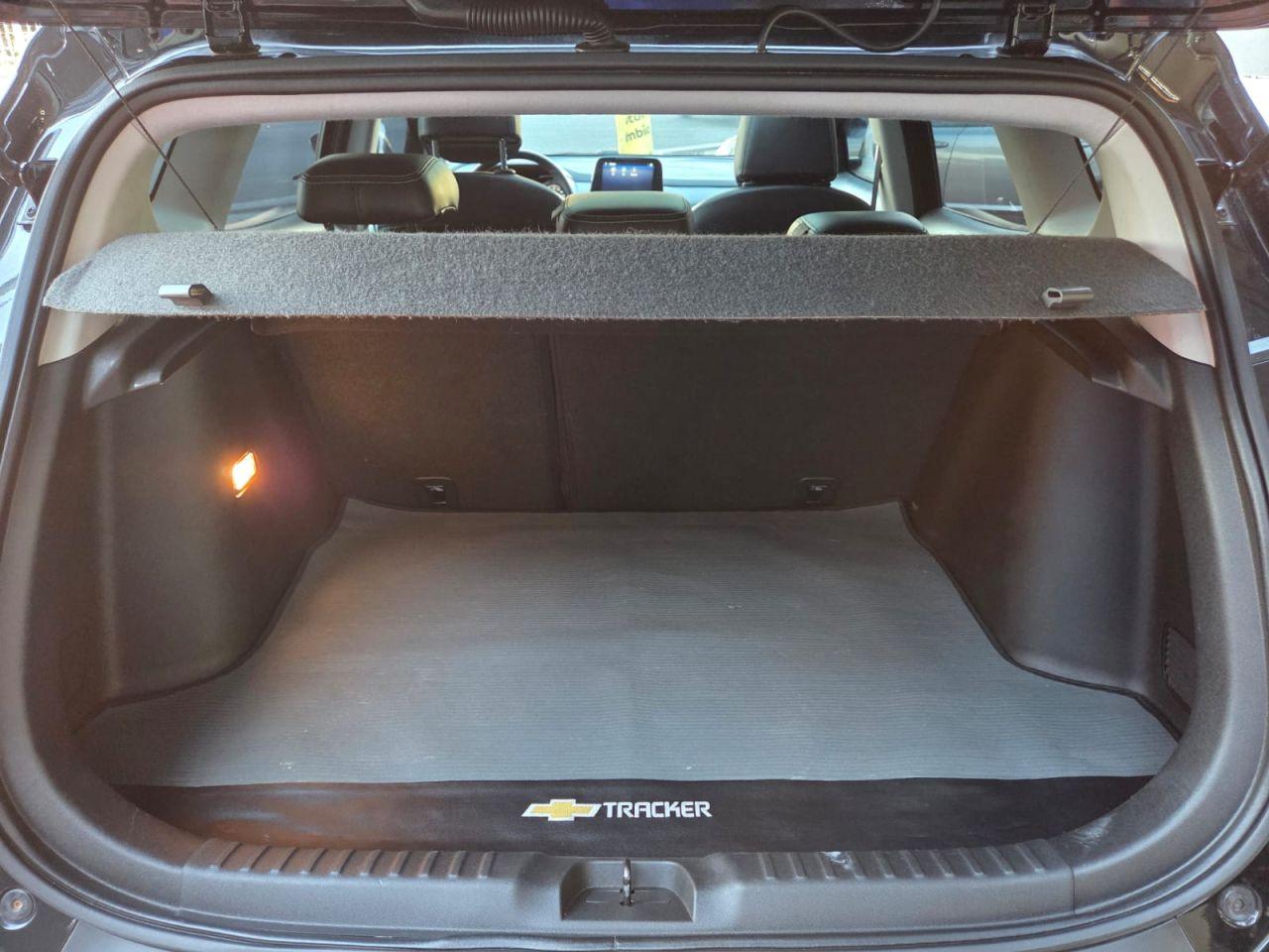 CHEVROLET Tracker - Foto