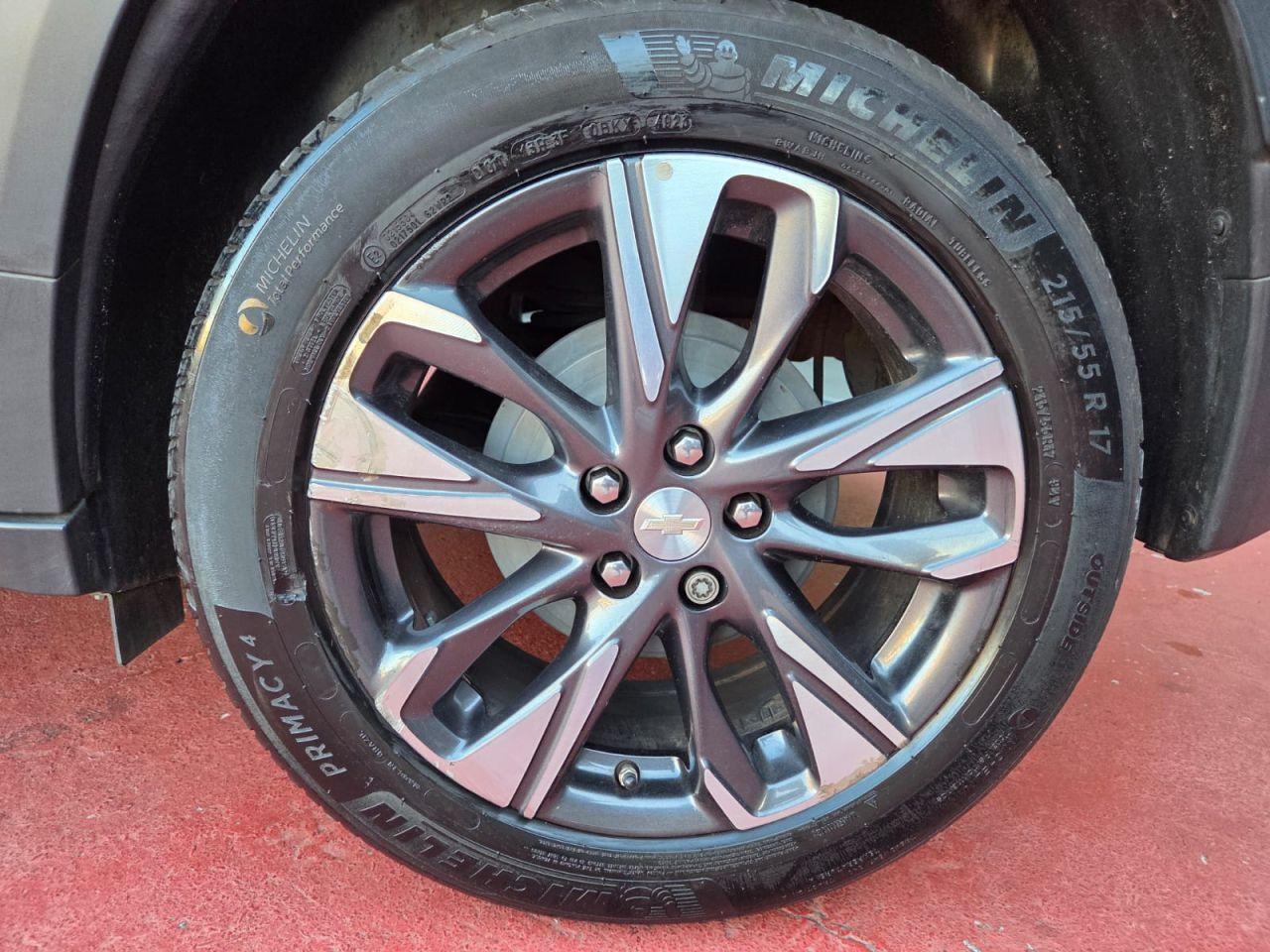 CHEVROLET Tracker - Foto