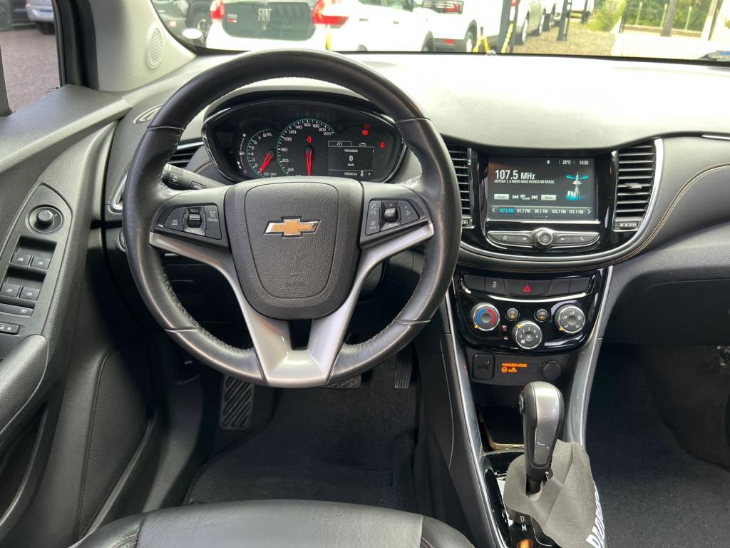 CHEVROLET Tracker - Foto