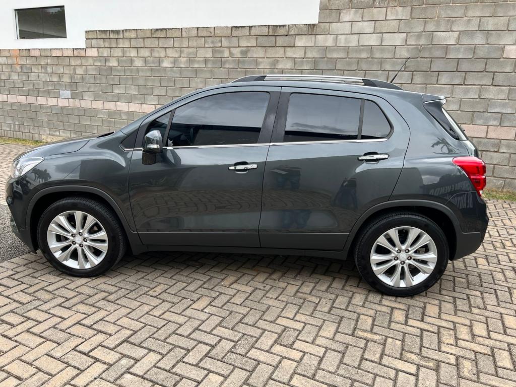 CHEVROLET Tracker - Foto