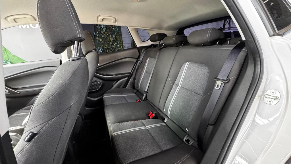 CHEVROLET Tracker - Foto