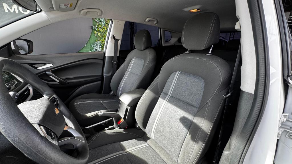 CHEVROLET Tracker - Foto