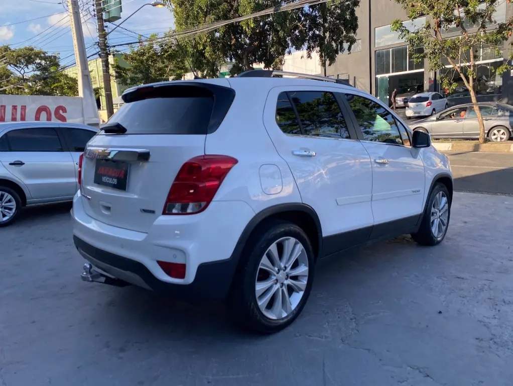 CHEVROLET Tracker - Foto