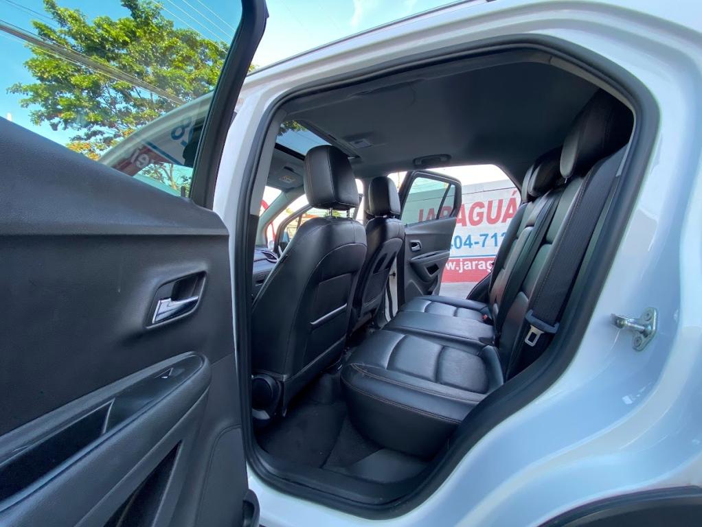 CHEVROLET Tracker - Foto