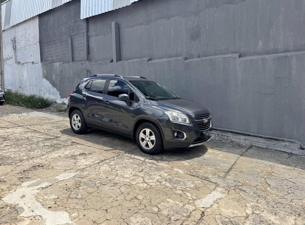 CHEVROLET Tracker