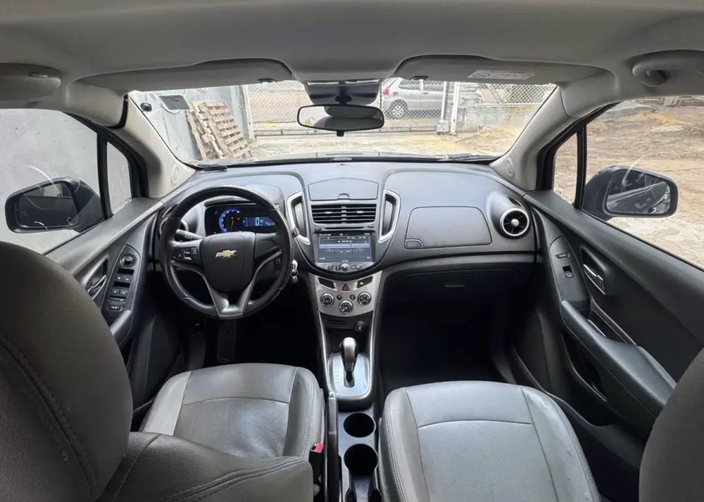 CHEVROLET Tracker - Foto