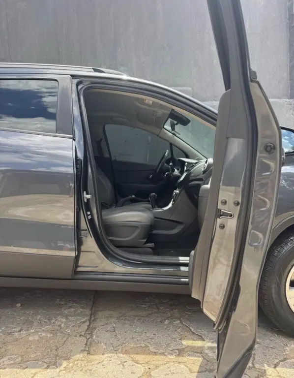 CHEVROLET Tracker - Foto