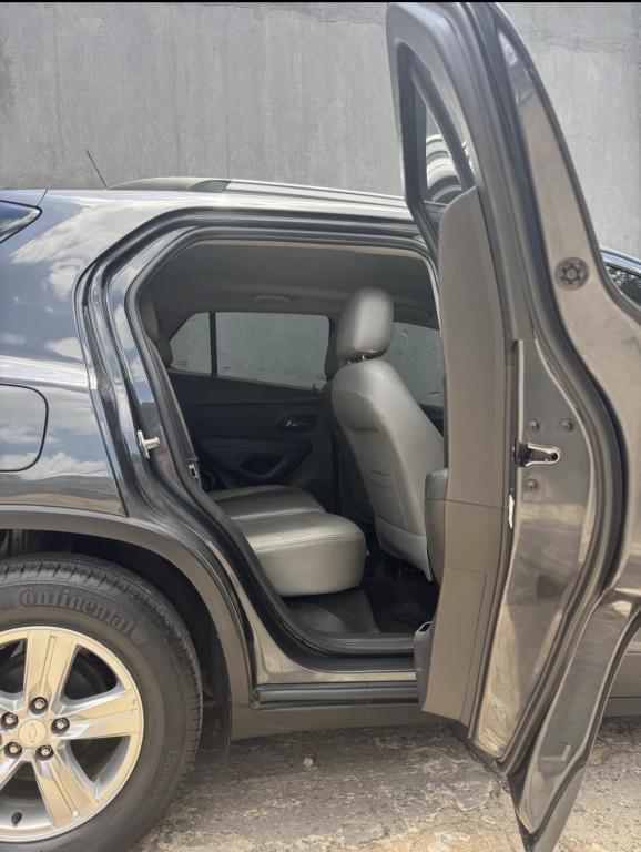 CHEVROLET Tracker - Foto