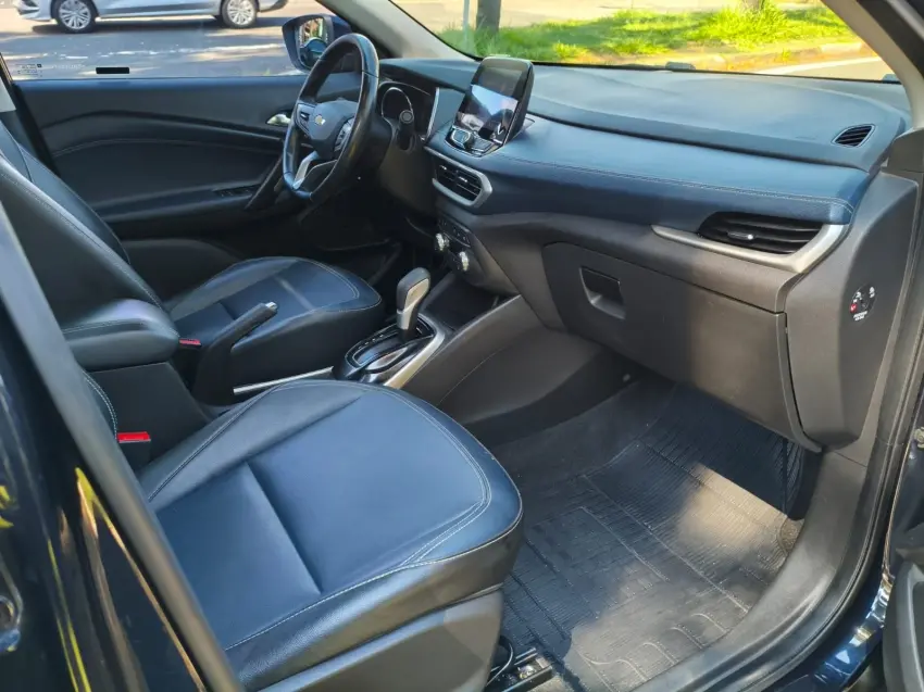 CHEVROLET Tracker - Foto
