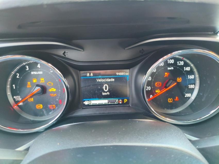 CHEVROLET Tracker - Foto