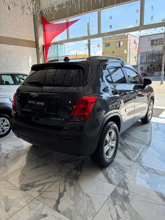CHEVROLET Tracker - Foto