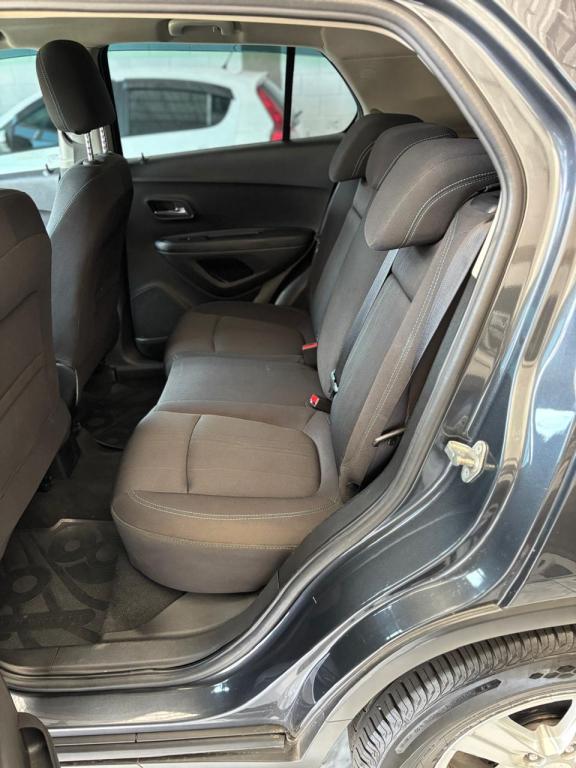 CHEVROLET Tracker - Foto