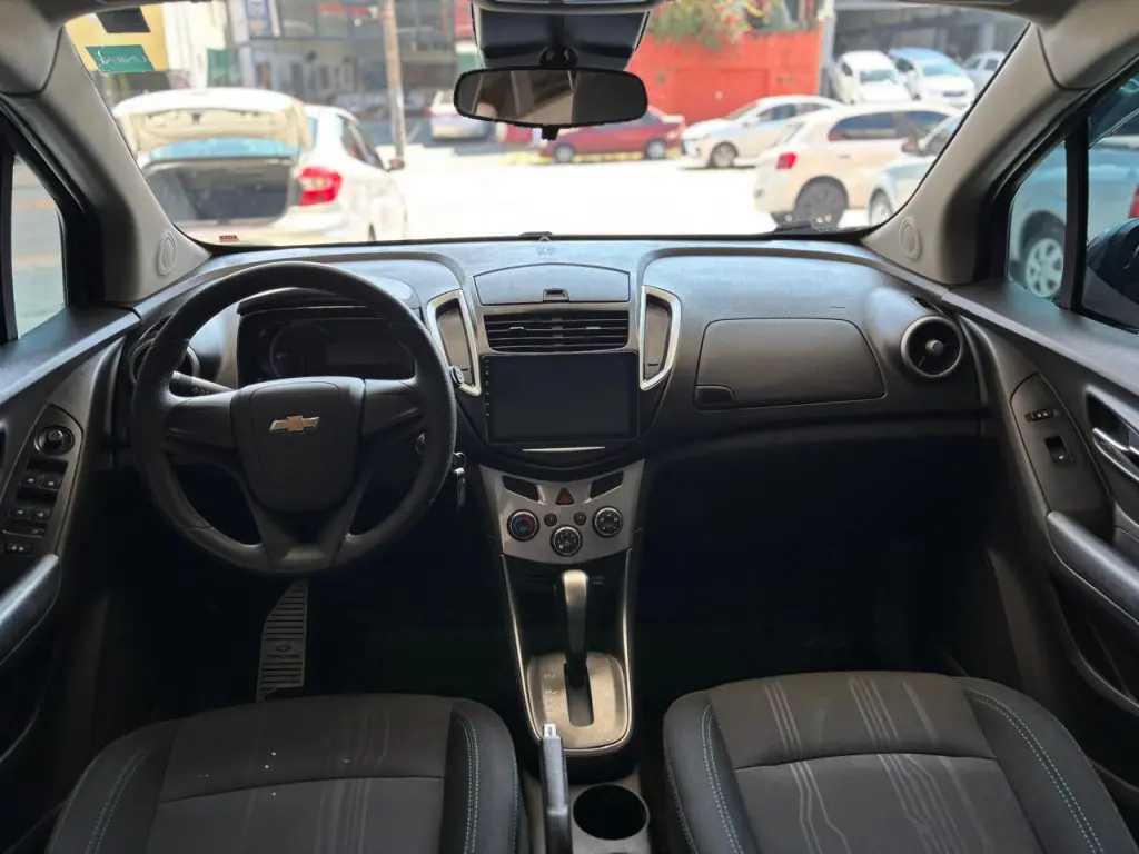 CHEVROLET Tracker - Foto