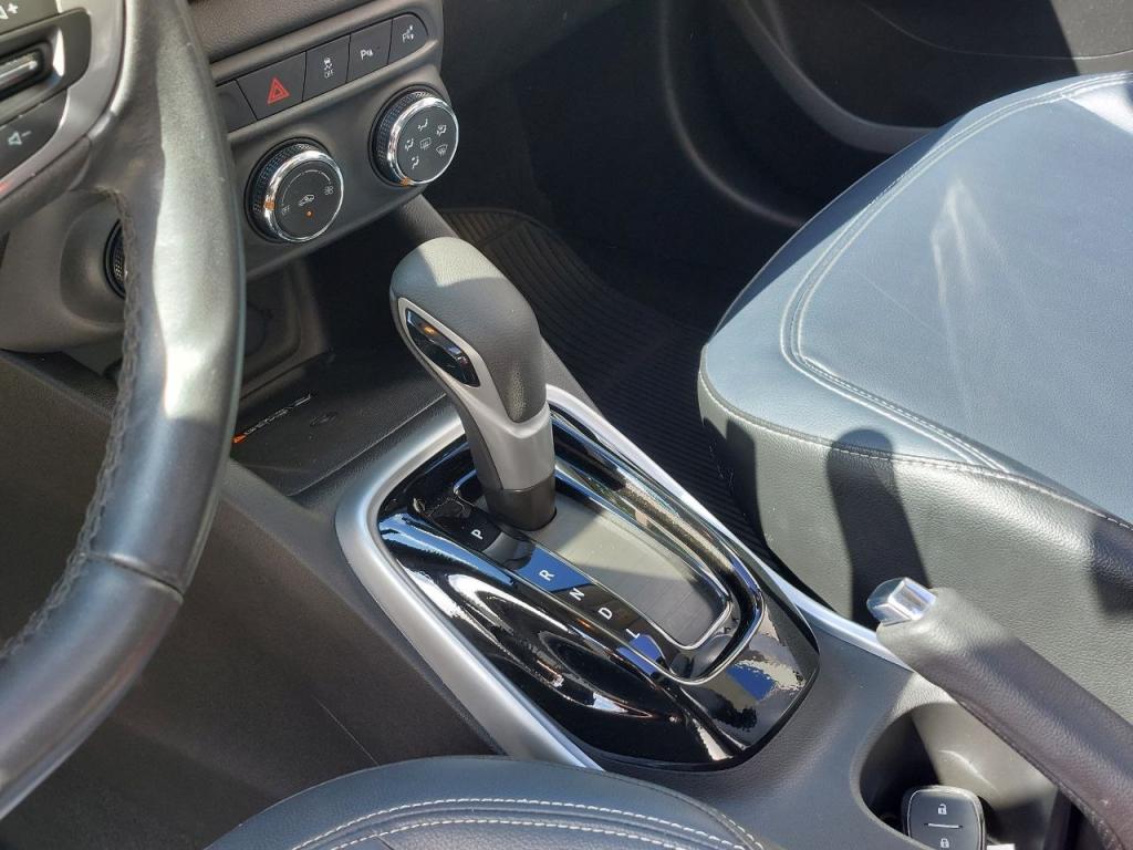 CHEVROLET Tracker - Foto