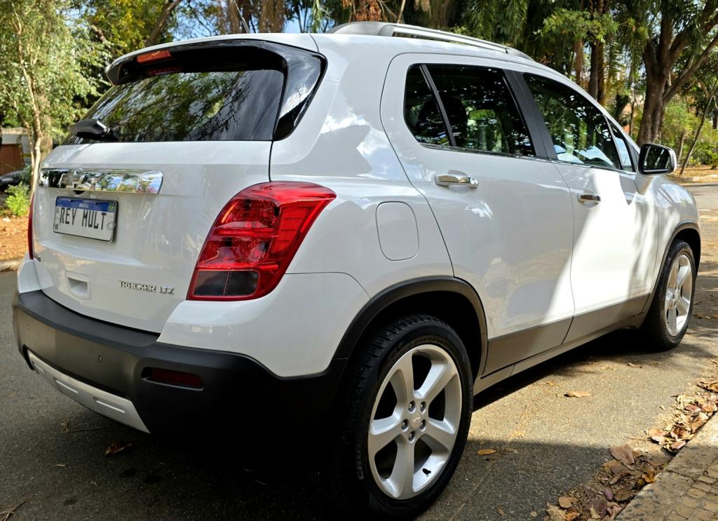 CHEVROLET Tracker - Foto