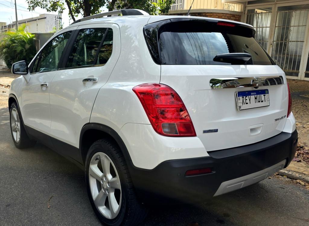 CHEVROLET Tracker - Foto