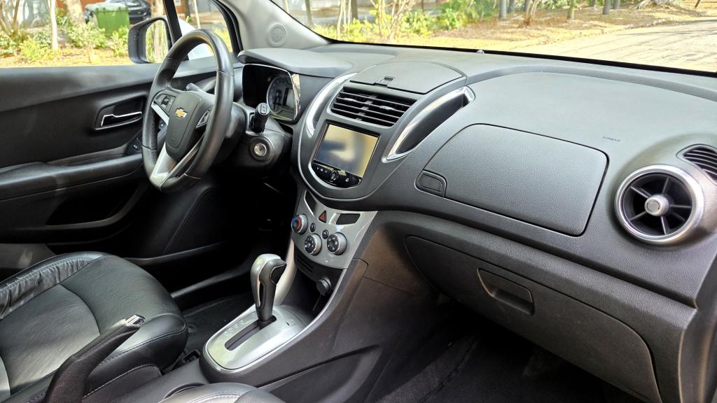 CHEVROLET Tracker - Foto