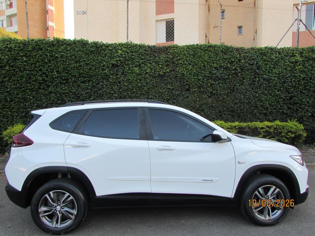CHEVROLET Tracker - Foto