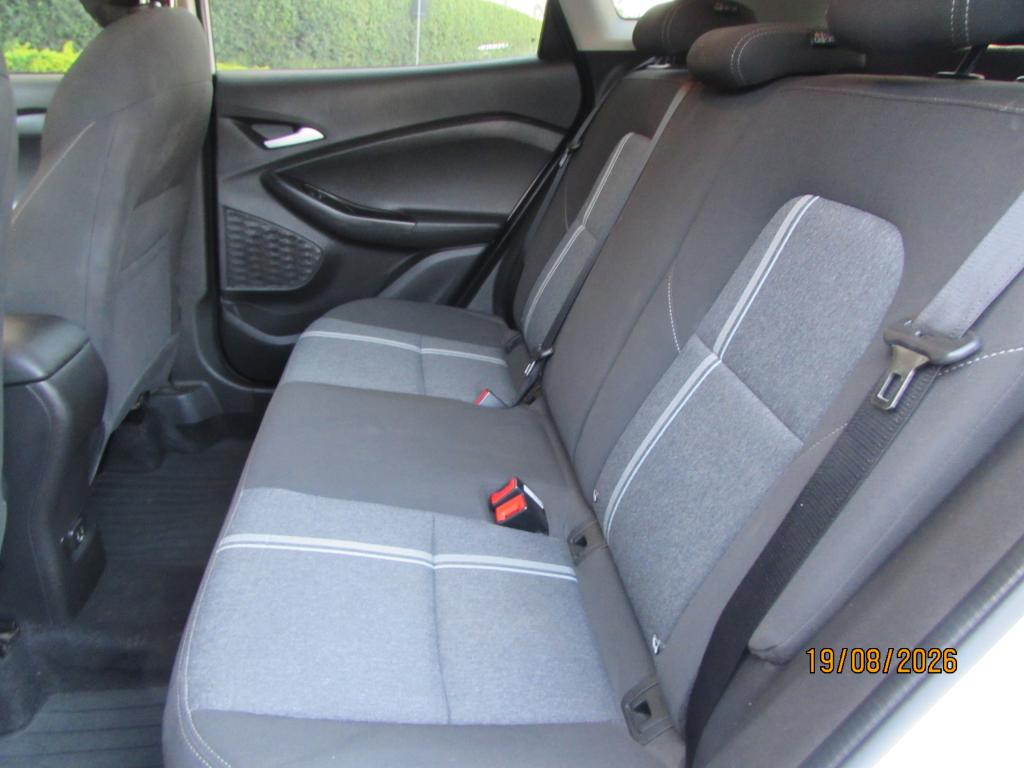 CHEVROLET Tracker - Foto